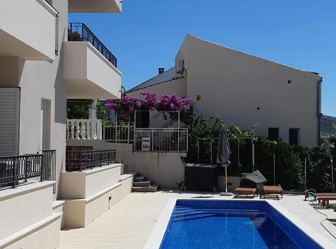 Apartmenthouse Lizzi Lejlighed *