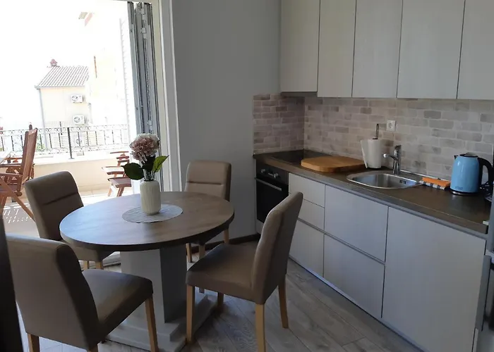 Apartmenthouse Lizzi *