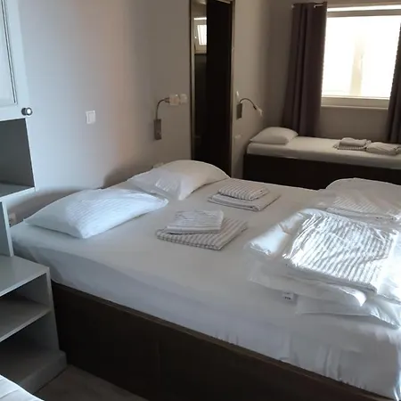 Apartmenthouse Lizzi Appartamento *
