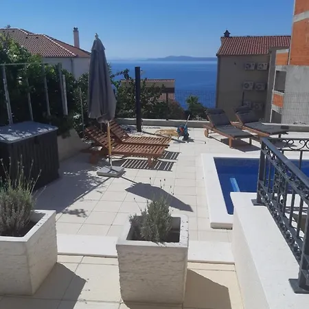 Apartmenthouse Lizzi * Traù